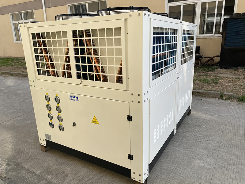 冷水機(jī)主要是可以運(yùn)用于哪些行業(yè)？制冷原理是啥？